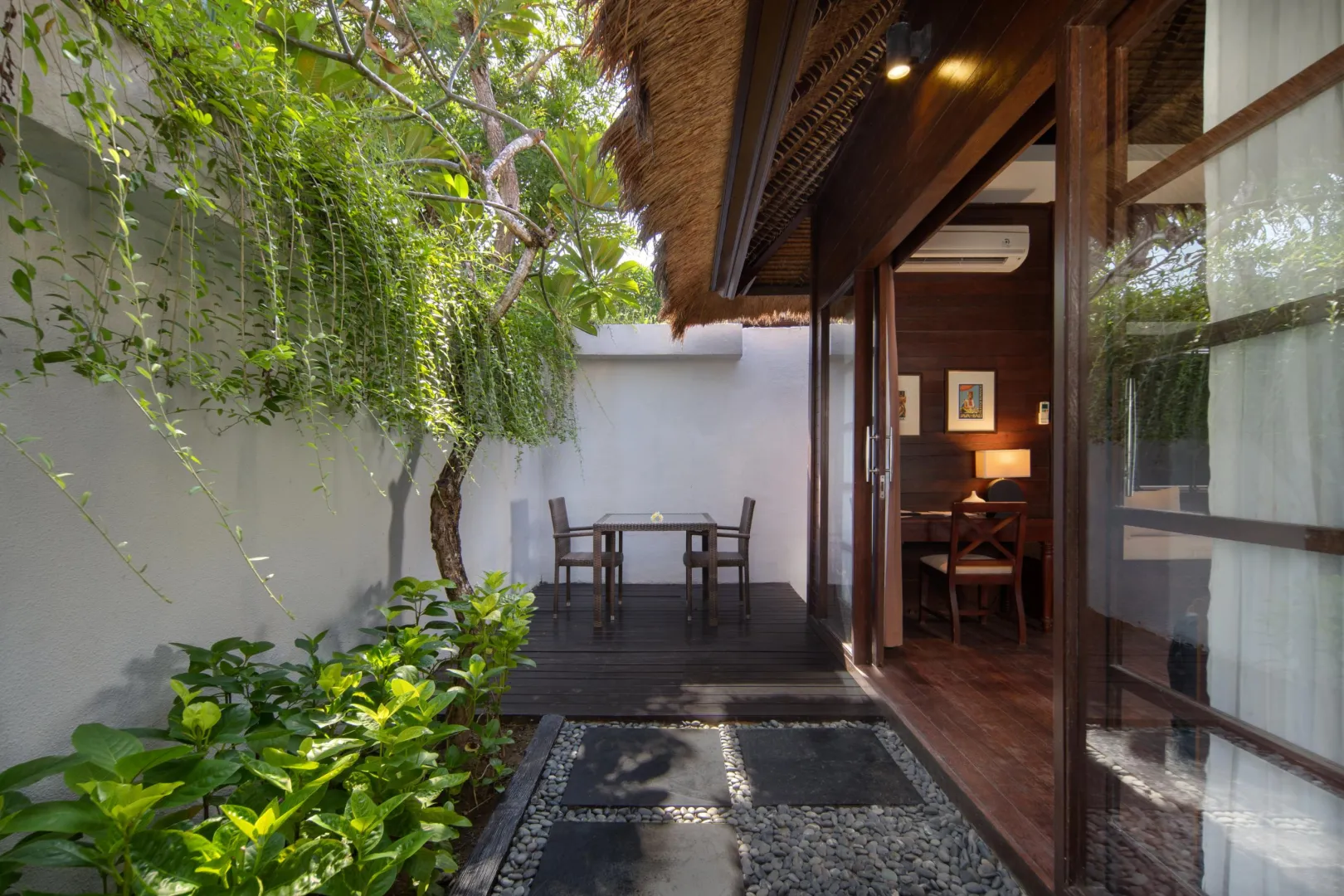 One Bedroom Garden Villa with Boat Return Transfer and Shuttle Denpasar - Sanur - Denpasar Lembongan Beach Club Resort