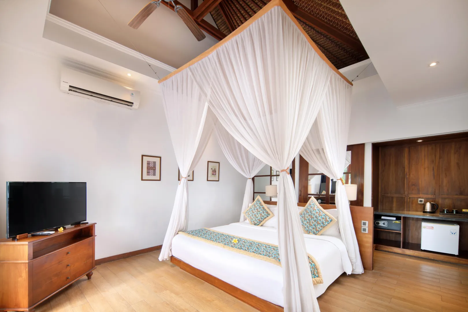 One Bedroom Private Pool Villa with Boat Return Transfer and Shuttle Denpasar - Sanur - Denpasar's images