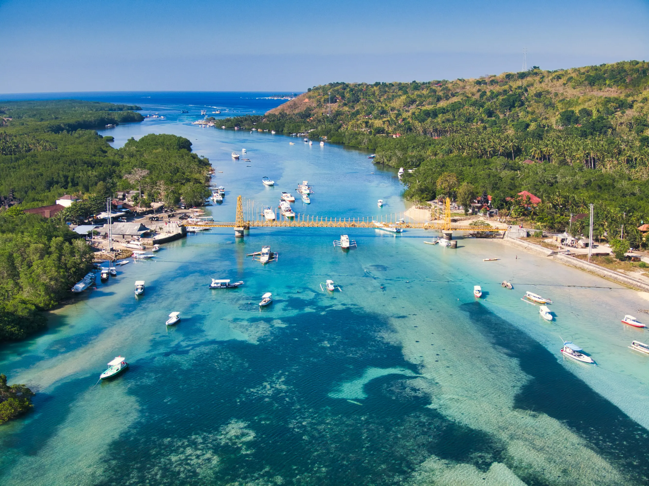 Nusa Lembongan vs. Nusa Ceningan: Which Island Should You Visit?